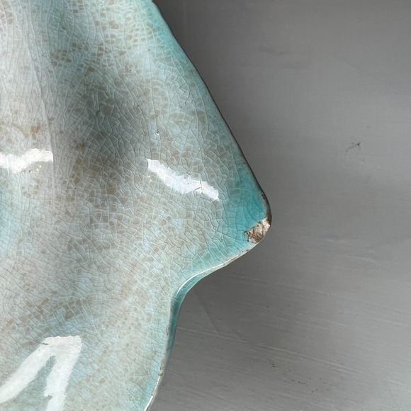 Antique Majolica Banana Leaf Basketweave Bread Serving Tray Blue Glaze 19th C - Picture 5 of 16